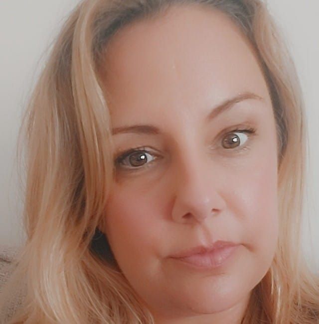 Ella_10