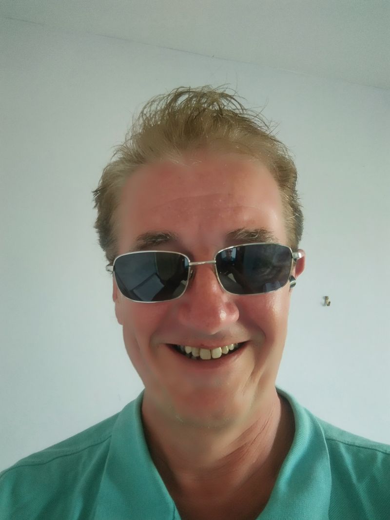 Martin_Laurel