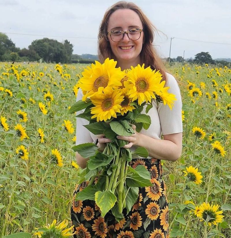 Sunflowergirl_123